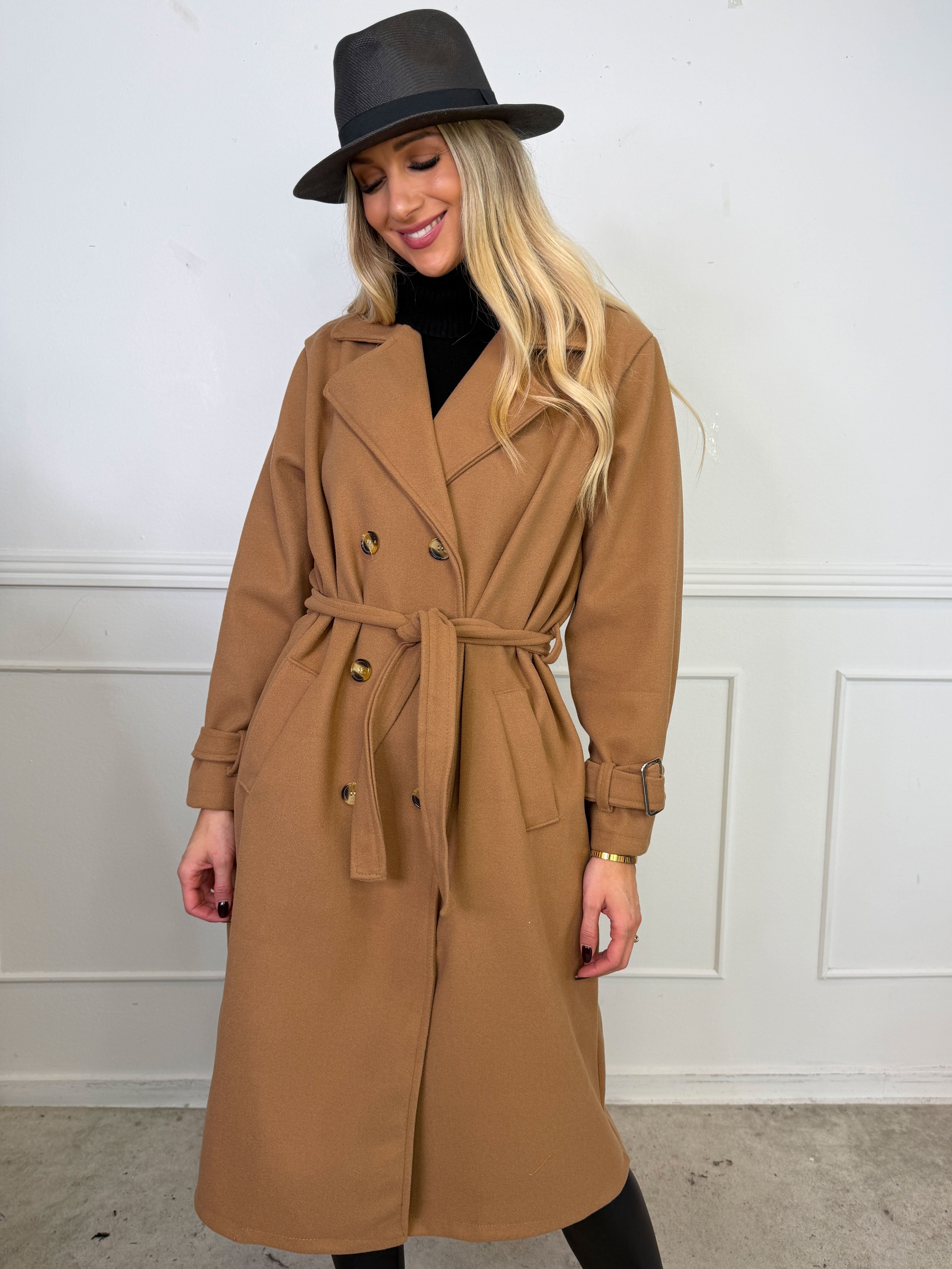Sharpay Coat - Plus size trenchcoat med bindebånd
